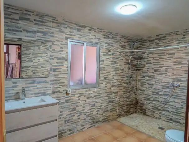 Bathroom of Houses for sale in Villamejil  with Balcony