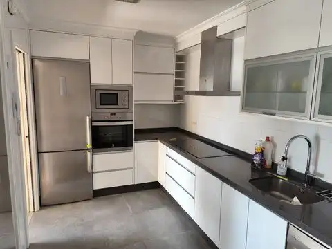 Piso de alquiler en Avenida Ramón Ferreiro, 1, San Roque - As Fontiñas Cocina de Piso de alquiler en Lugo con Calefacción, Amueblado y Videoportero