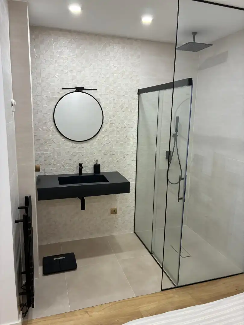 Badezimmer von Wohnung zur Miete in Málaga Capital mit Klimaanlage und Balkon