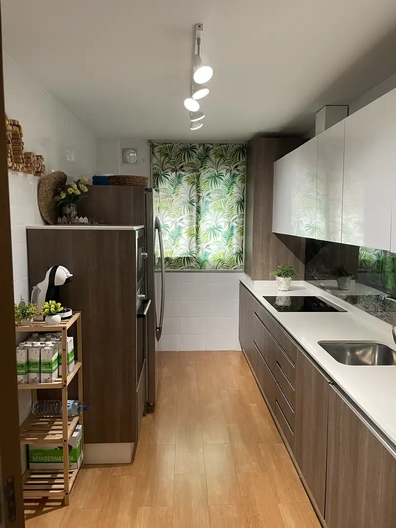 Wohnung zum Verkauf in Lady Smith, 15, Golf Guadiana Küche von Wohnung zum Verkauf in Badajoz Capital mit Klimaanlage