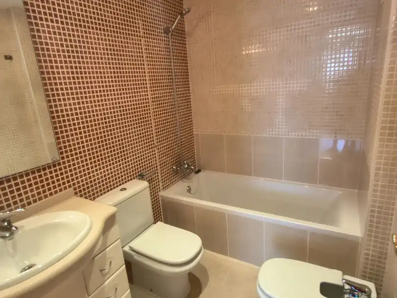 Piso en venta en Carrer de Jaume I, 50, Sueca ciudad Baño de Piso en venta en Sueca con Aire acondicionado, Amueblado y Balcón