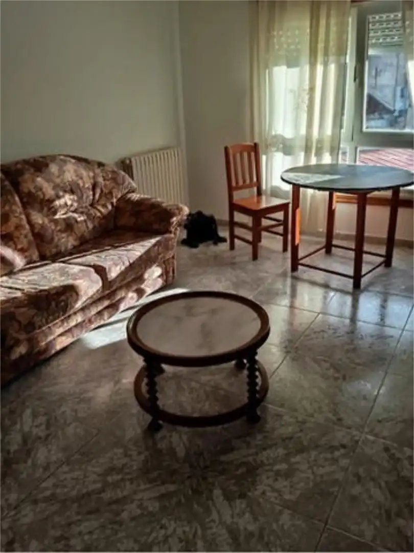 Sala de estar de Piso de alquiler en Xinzo de Limia con Calefacción, Terraza y Amueblado