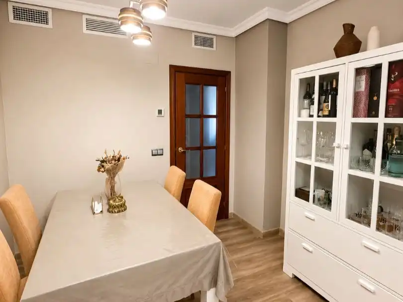 Esszimmer von Wohnungen zur Miete in Málaga mit Klimaanlage, Heizung und Privatgarten