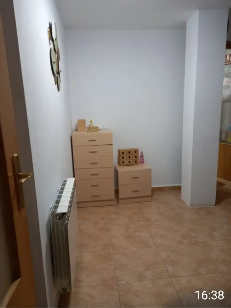 Habitación de Piso de alquiler en Vilanova de la Barca con Trastero y Parking comunitario