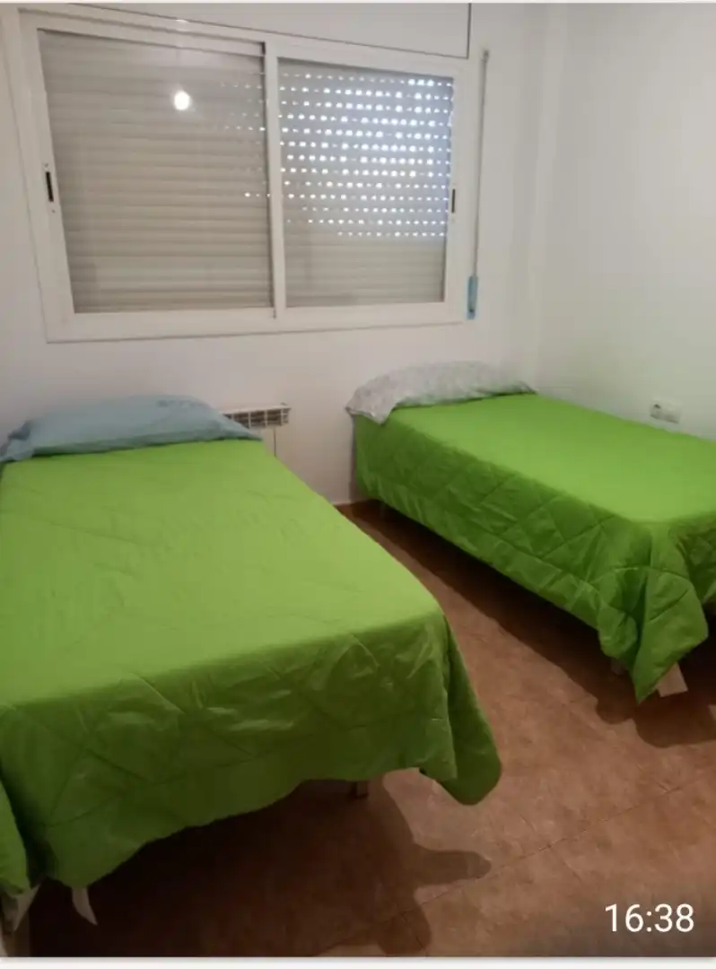 Habitación de Piso de alquiler en Vilanova de la Barca con Trastero y Parking comunitario