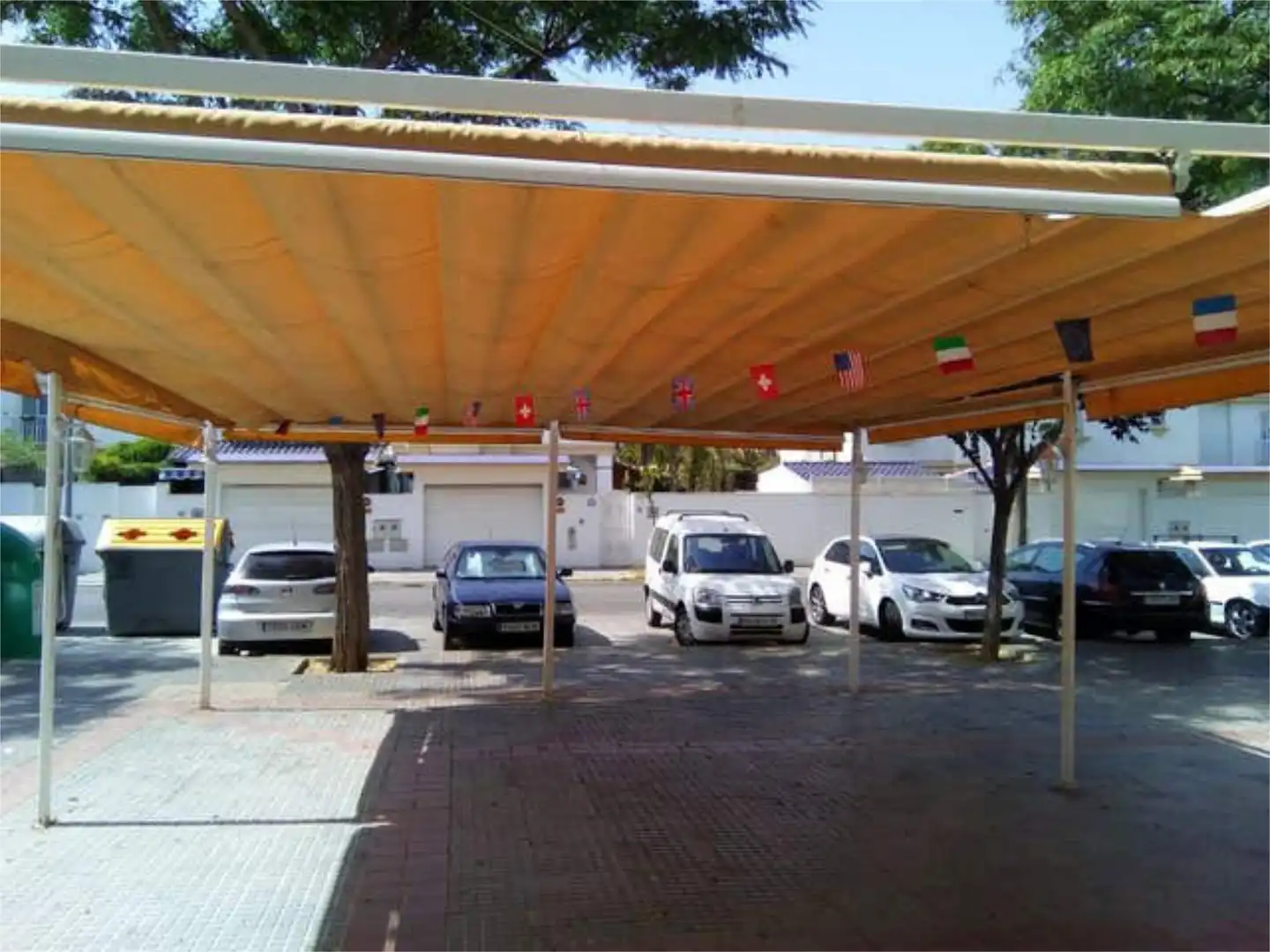 Geschaftsraum zur Miete in Cortijo de Maza - Finca Monsalvez - El Olivar Parkplatz von Geschaftsraum zur Miete in Málaga mit Klimaanlage