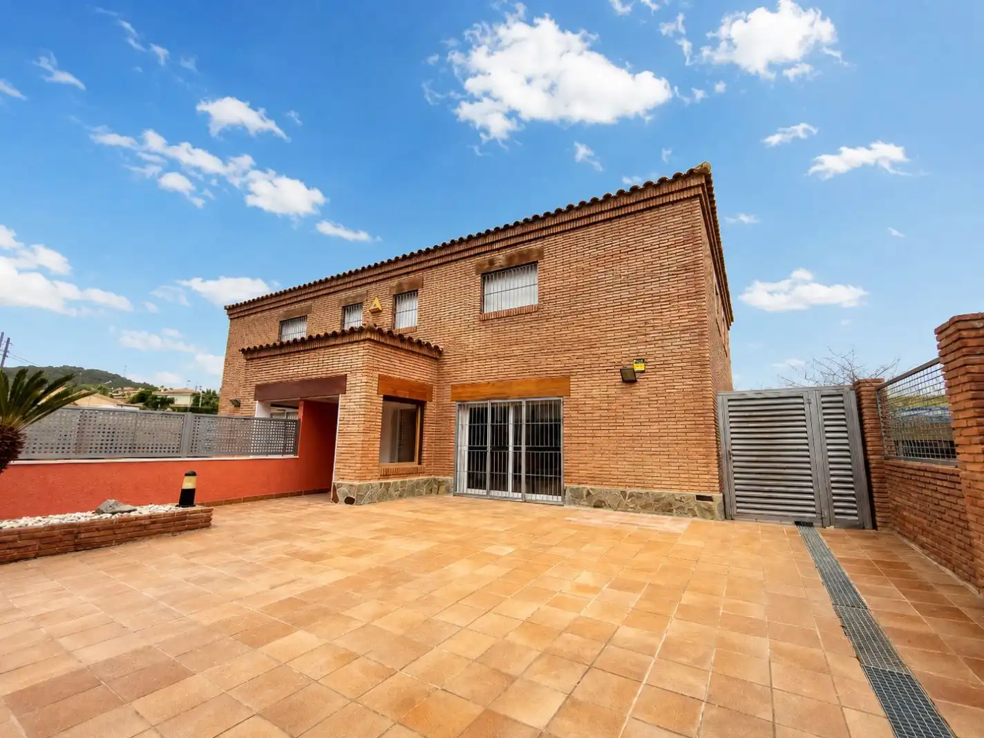 Pis en venda a Carrer Jaume Rafel, 7, Calafell Poble Vista exterior de Pis en venda en Calafell amb Parquet i Terrassa