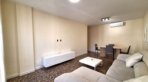 Piso en venta en Avenida Castilla, 33, Cheste, Valencia - imagen 2 Foto 2 de Piso en venta en Avenida Castilla, 33, Cheste, Valencia