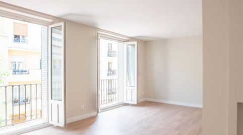 Flat for rent in Calle de Rafael Calvo, 27, Almagro, Madrid Capital - image 4 Photo 4 of Flat for rent in Calle de Rafael Calvo, 27, Almagro, Madrid Capital