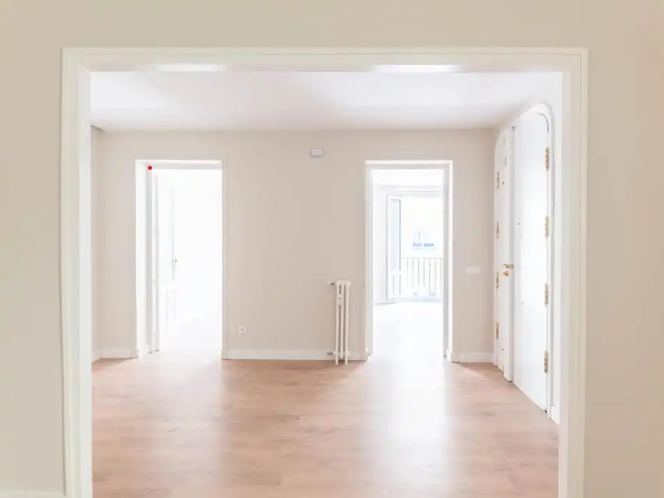 Flat for rent in  Madrid Capital  with Air Conditioner and Balcony