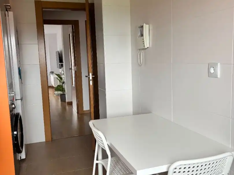 Wohnung zur Miete in Calle Los Magnolios, 29, Llanera Esszimmer von Wohnung zur Miete in Llanera mit Schwimmbad