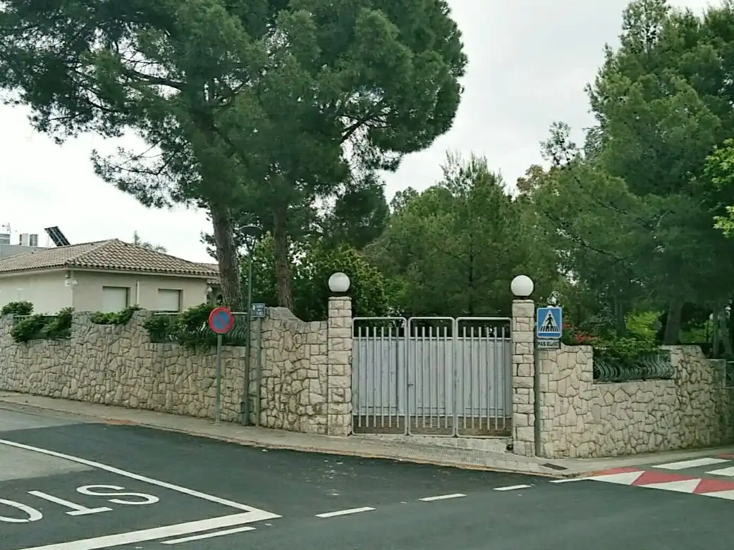 Casa o chalet en venta en Carrer Dels Pins, 2, Riudoms Vista exterior de Casa o chalet en venta en Riudoms con Aire acondicionado y Terraza
