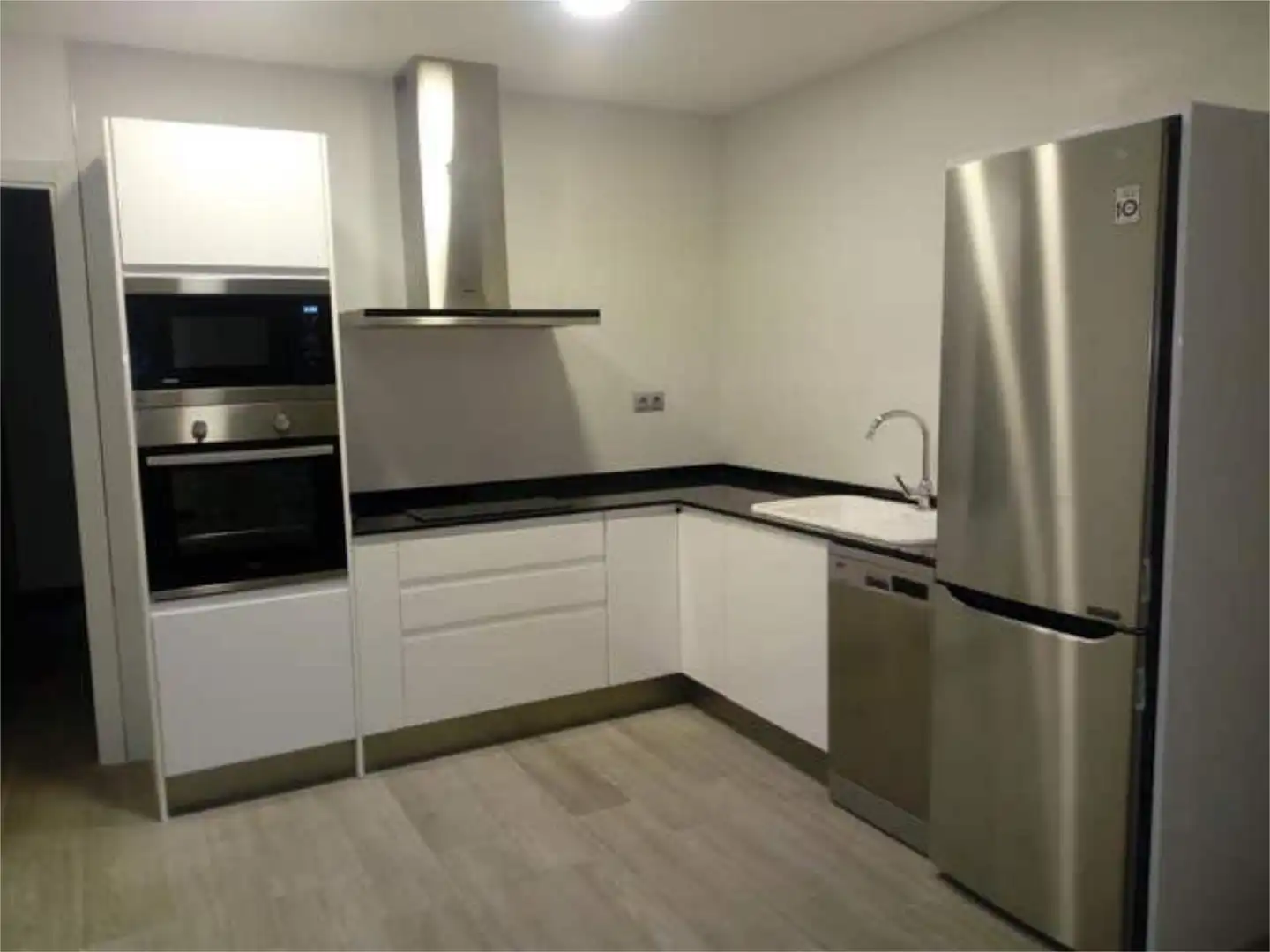 Estudio de alquiler en El Pilar Cocina de Estudio de alquiler en Vila-real con Amueblado