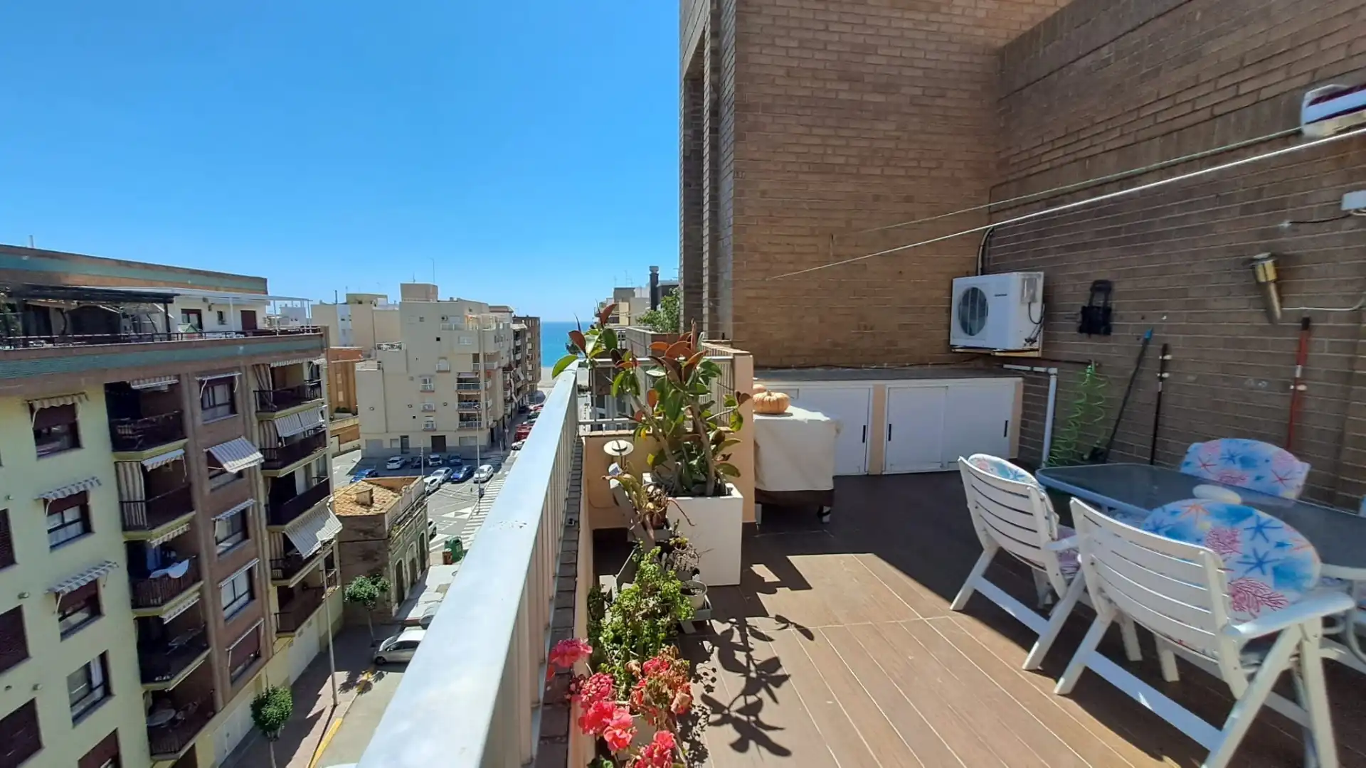 Dachboden zur Miete in Carrer Camí del Grau, 27, Playa Dachboden zur Miete in Carrer Camí del Grau, 27, Playa