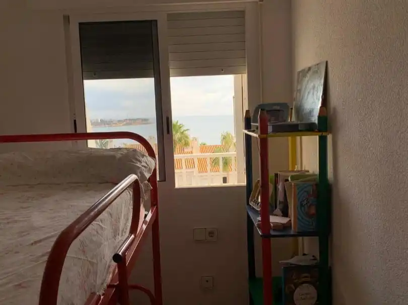 Habitación de Piso en venta en Orihuela con Aire acondicionado, Terraza y Piscina