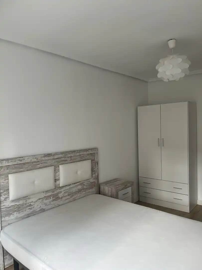 Dormitori de Pis de lloguer en Burgos Capital