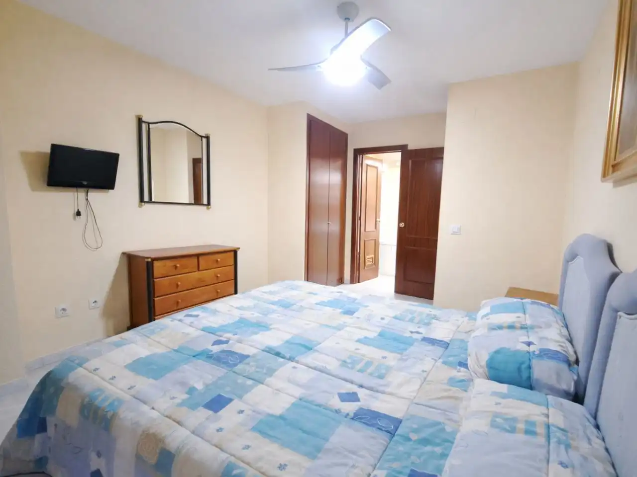 Piso en venta en Calle Ferrocarril del Puerto, 6, Parque Ayala - Jardín de la Abadía - Huelín Piso en venta en Calle Ferrocarril del Puerto, 6, Parque Ayala - Jardín de la Abadía - Huelín