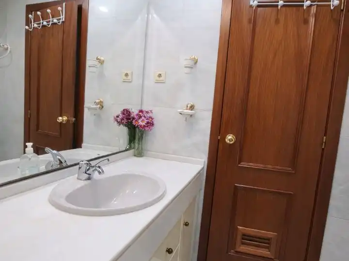 Piso en venta en Calle Ferrocarril del Puerto, 6, Parque Ayala - Jardín de la Abadía - Huelín Piso en venta en Calle Ferrocarril del Puerto, 6, Parque Ayala - Jardín de la Abadía - Huelín