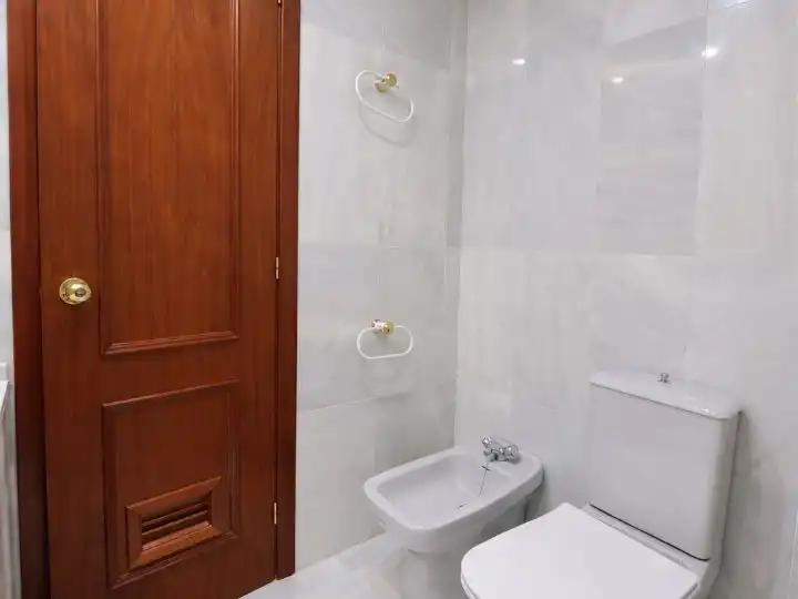 Piso en venta en Calle Ferrocarril del Puerto, 6, Parque Ayala - Jardín de la Abadía - Huelín Piso en venta en Calle Ferrocarril del Puerto, 6, Parque Ayala - Jardín de la Abadía - Huelín
