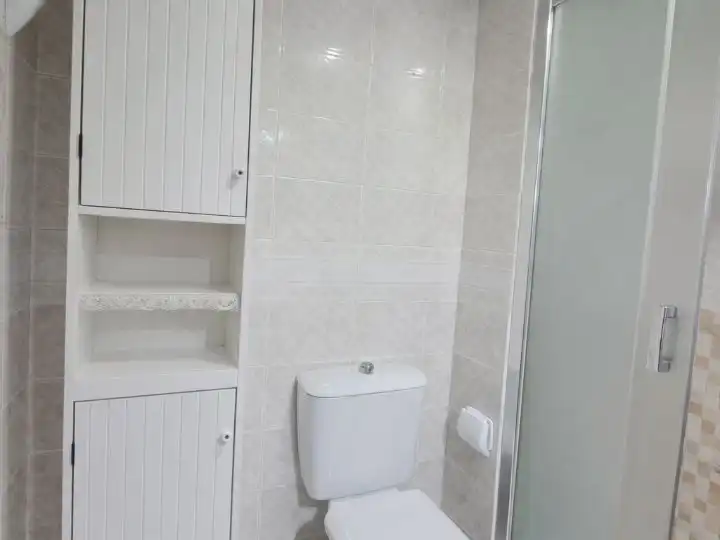 Piso en venta en Calle Ferrocarril del Puerto, 6, Parque Ayala - Jardín de la Abadía - Huelín Piso en venta en Calle Ferrocarril del Puerto, 6, Parque Ayala - Jardín de la Abadía - Huelín