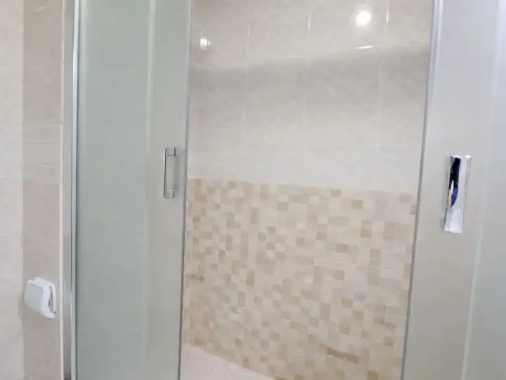 Piso en venta en Calle Ferrocarril del Puerto, 6, Parque Ayala - Jardín de la Abadía - Huelín Piso en venta en Calle Ferrocarril del Puerto, 6, Parque Ayala - Jardín de la Abadía - Huelín