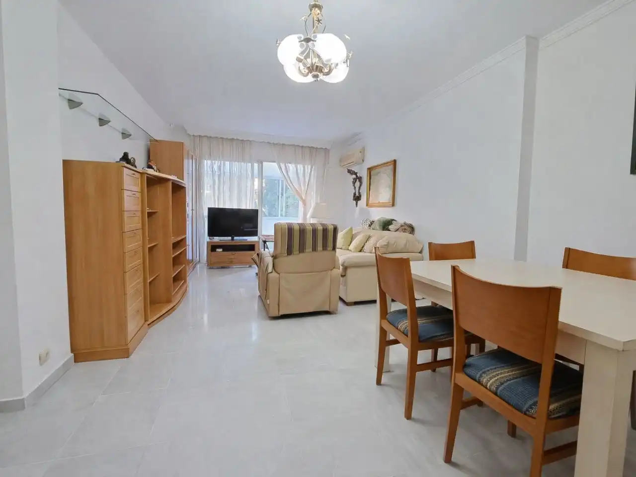 Piso en venta en Calle Ferrocarril del Puerto, 6, Parque Ayala - Jardín de la Abadía - Huelín Piso en venta en Calle Ferrocarril del Puerto, 6, Parque Ayala - Jardín de la Abadía - Huelín