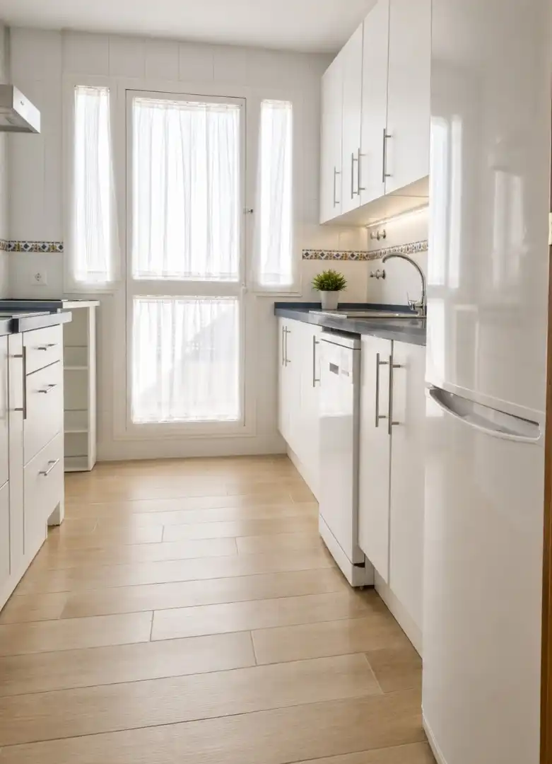 Flat for rent in Avenida de Adolfo Suárez, 30, Arco Norte - Avda. España Kitchen of Flat for rent in Dos Hermanas with Storage room and Community parking