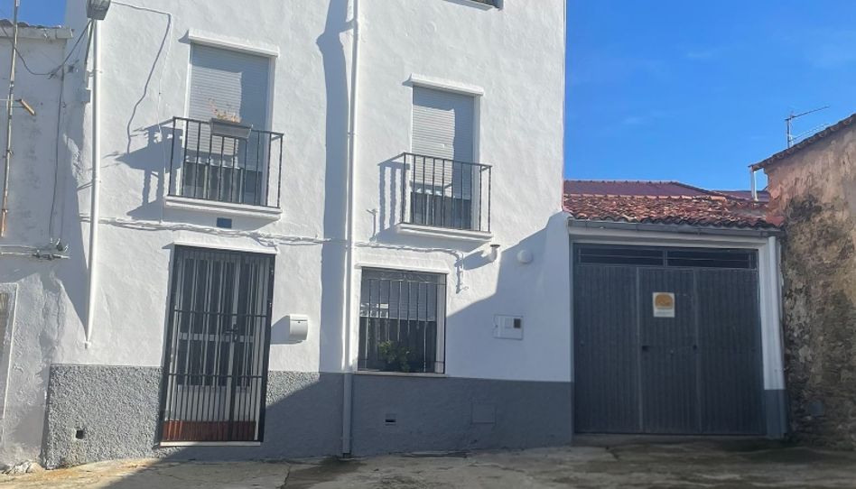 Casa adosada en venta en Calle Norte, 10, Garciaz, Cáceres - imagen 1 Foto 1 de Casa adosada en venta en Calle Norte, 10, Garciaz, Cáceres
