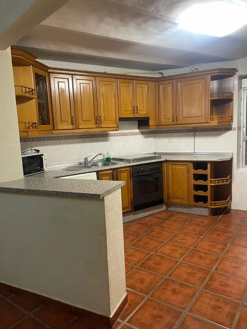 Casa adosada en venta en Calle Norte, 10, Garciaz Cocina de Casa adosada en venta en Garciaz con Amueblado