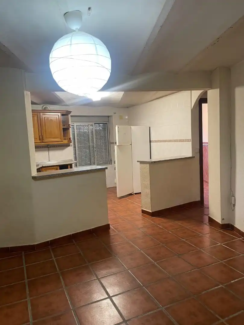 Casa adosada en venta en Calle Norte, 10, Garciaz Cocina de Casa adosada en venta en Garciaz con Amueblado