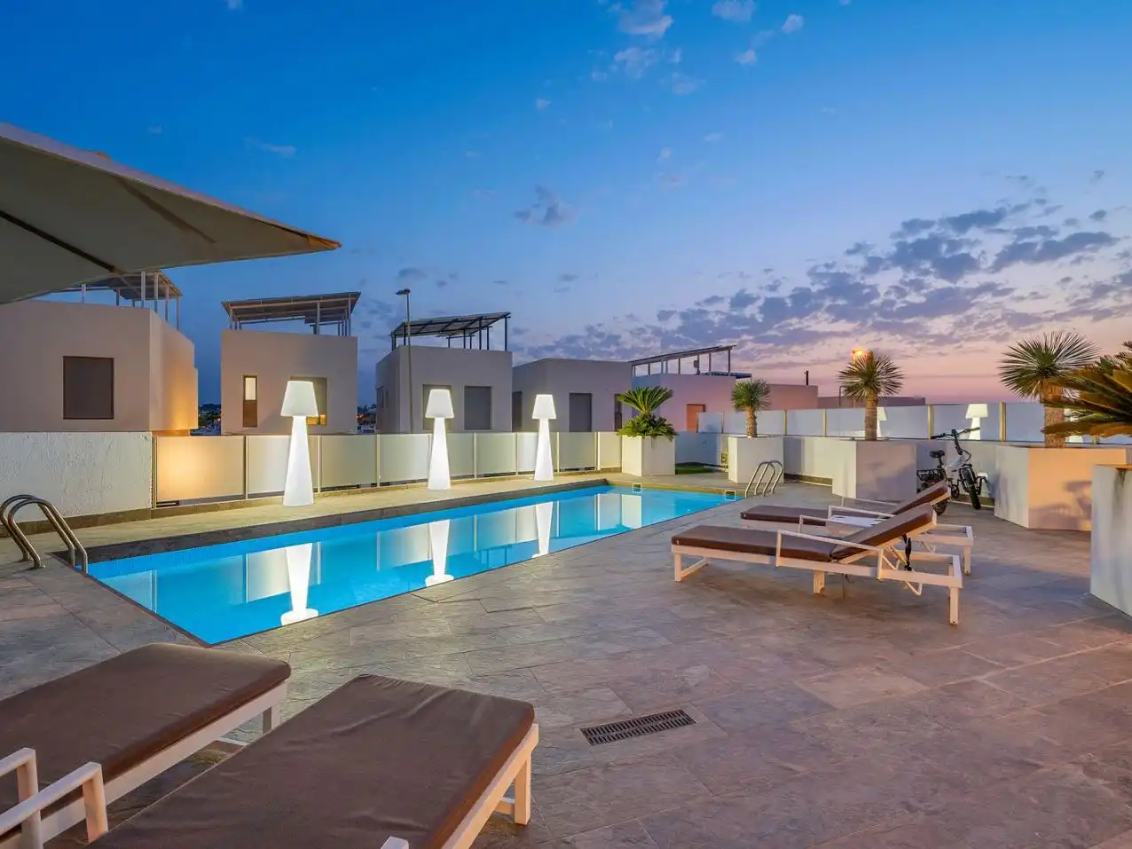 Piscina de Casa o xalet en venda en Orihuela amb Aire condicionat, Jardí privat i Terrassa
