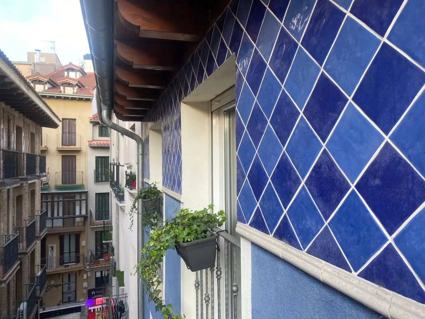 Flat for sale in Calle Lindachiquia, 5, Casco Antiguo Balcony of Flat for sale in Pamplona / Iruña with Parquet flooring, Storage room and Furnished
