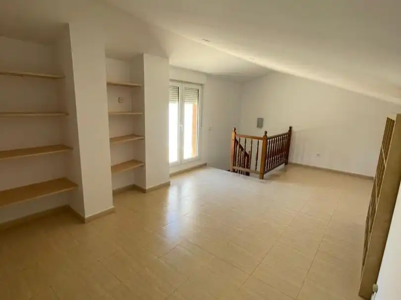 Ático de alquiler en Gelida con Aire acondicionado, Calefacción y Terraza