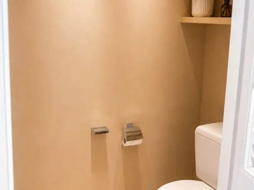 Flat for rent in Avenida de Pío XII, 92, Castilla Bathroom of Flat for rent in Madrid with Air Conditioner, Heating and Parquet flooring