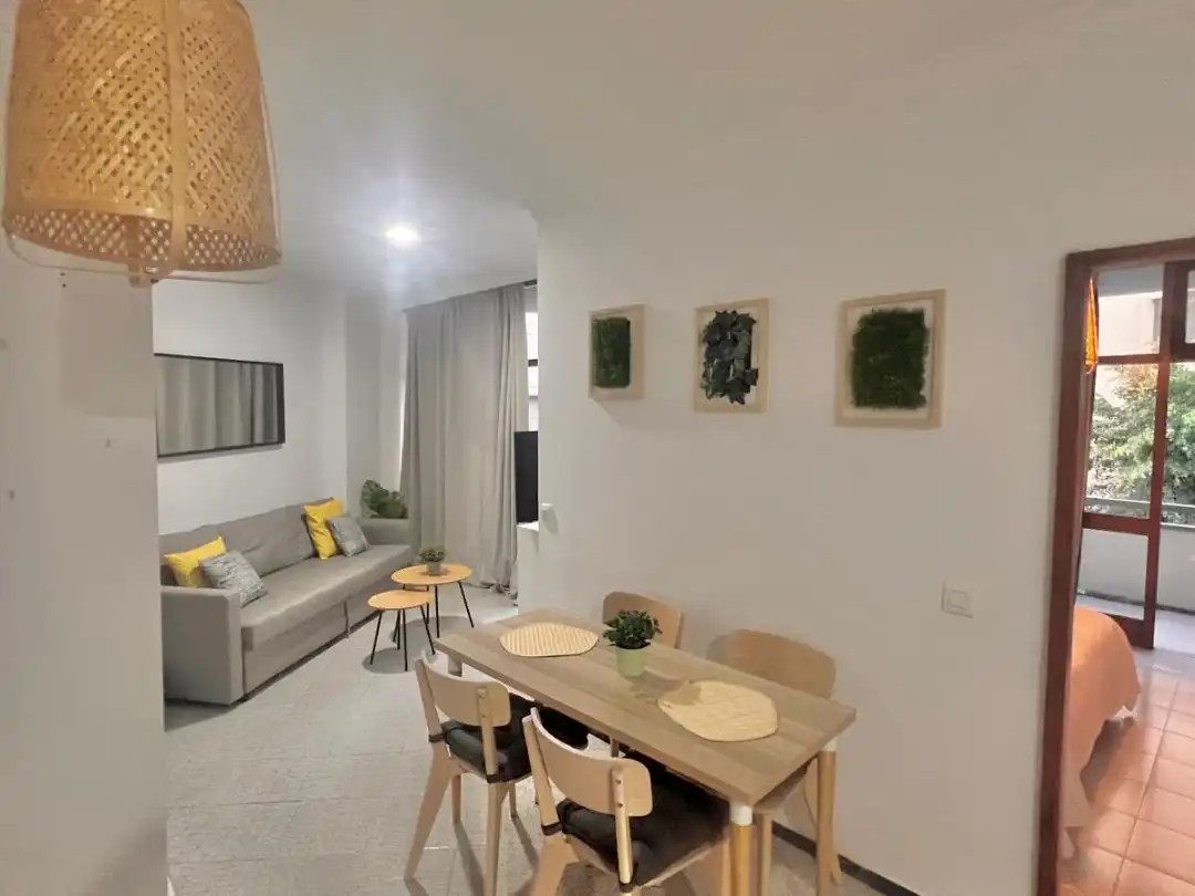 Flat for rent in Calle la Naval, 25, Isleta Dining room of Flat for rent in Las Palmas de Gran Canaria with Terrace and Furnished