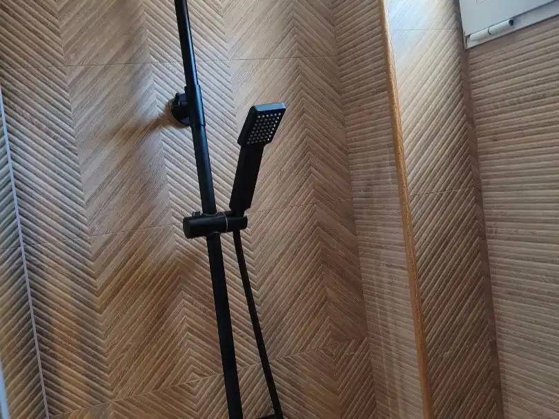 Estudio de alquiler en Avenida de Don Pablo Díez, 21, Valverde de la Virgen Baño de Estudio de alquiler en Valverde de la Virgen con Calefacción, Parquet y Amueblado