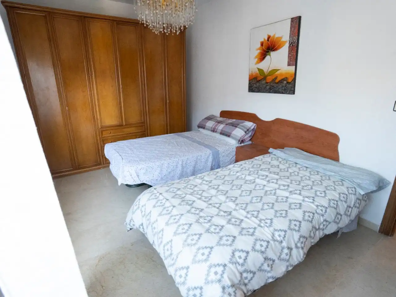 Flat for rent in Avenida de Barcelona, 24, Barrio de Zaidín Bedroom of Flat for rent in Granada with Air Conditioner, Heating and Furnished