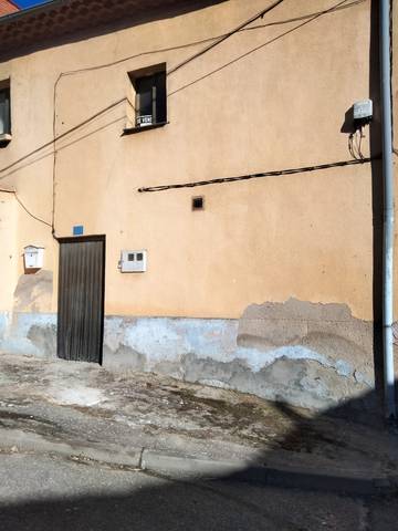 Casa adosada en Venta en Calle Vallejuelos, 13 en Fuentespina