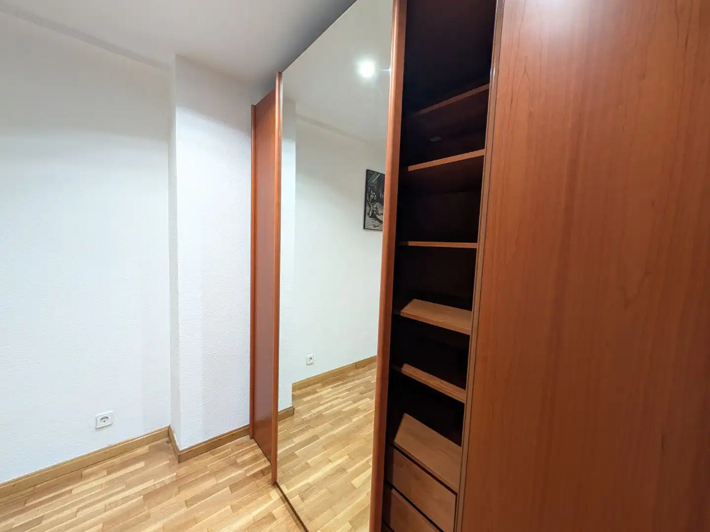 Habitación de Piso de alquiler en Zaragoza con Aire acondicionado, Calefacción y Parquet