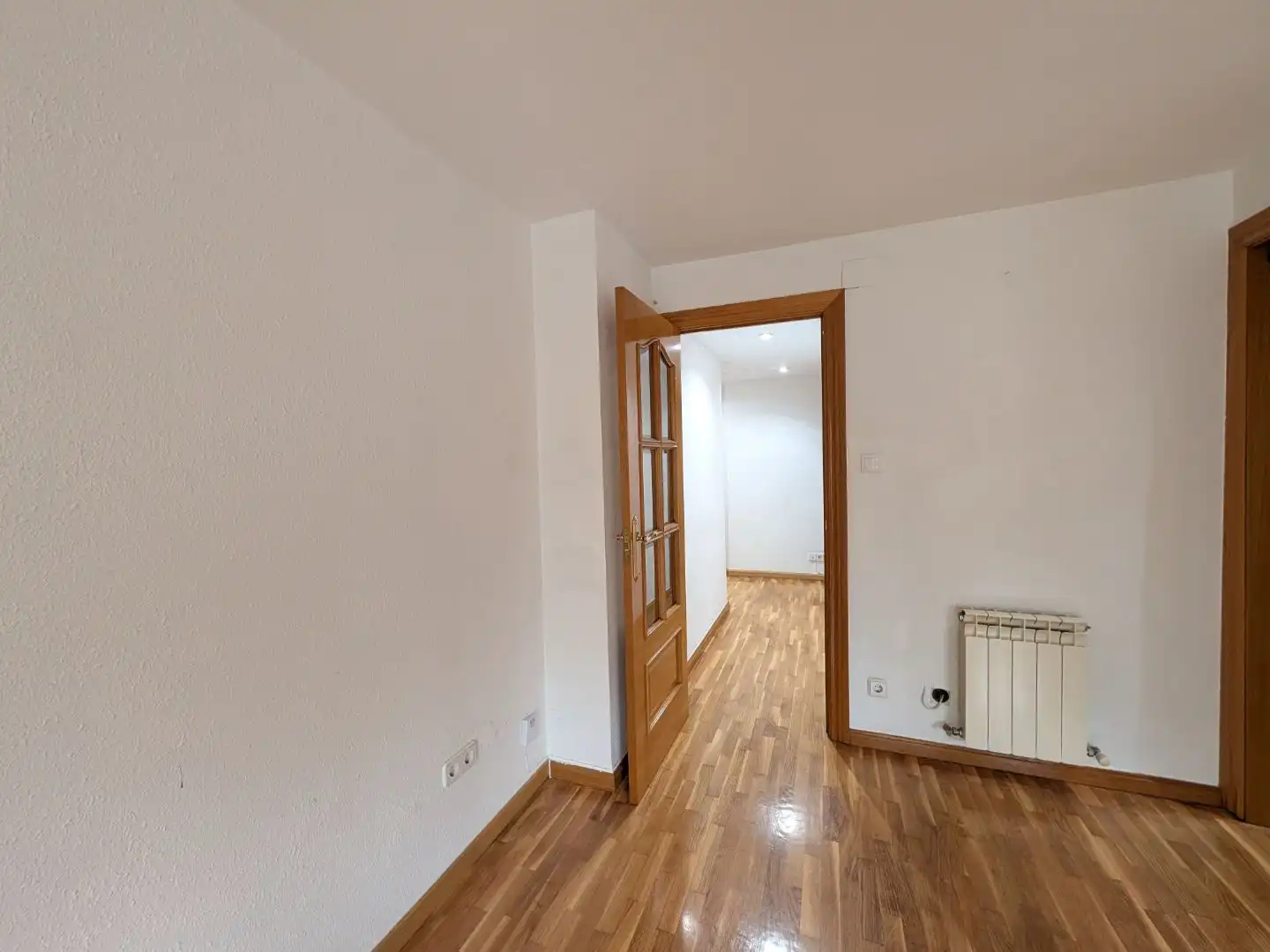 Habitación de Piso de alquiler en Zaragoza con Aire acondicionado, Calefacción y Parquet