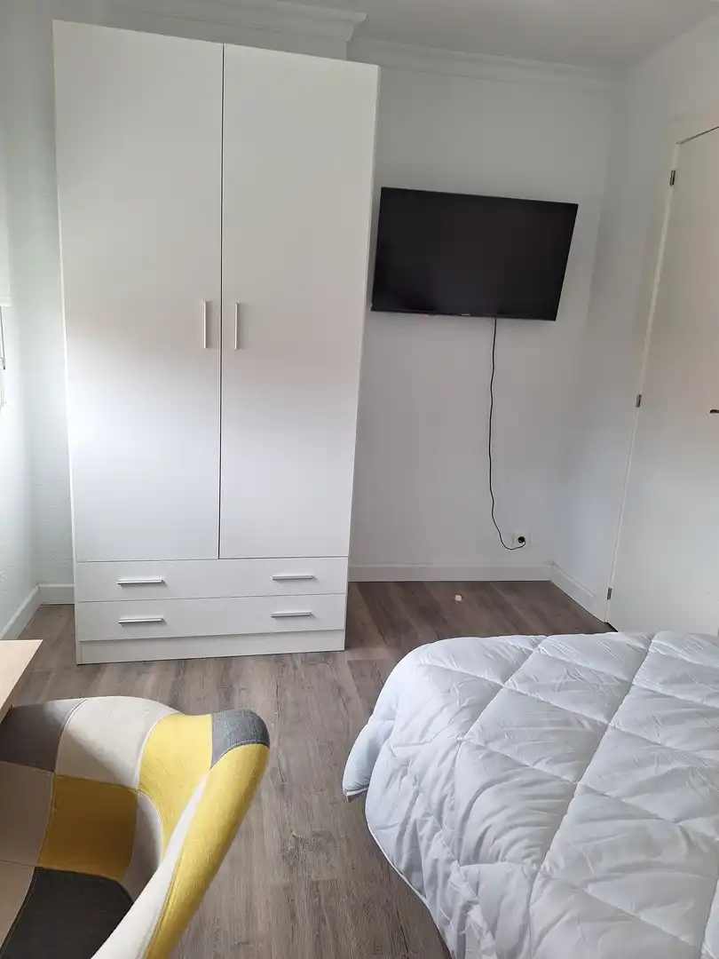 Piso de alquiler en Plaza Doctor Casimiro Bonmatí, 1, Ensanche Habitación de Piso de alquiler en Cartagena con Amueblado