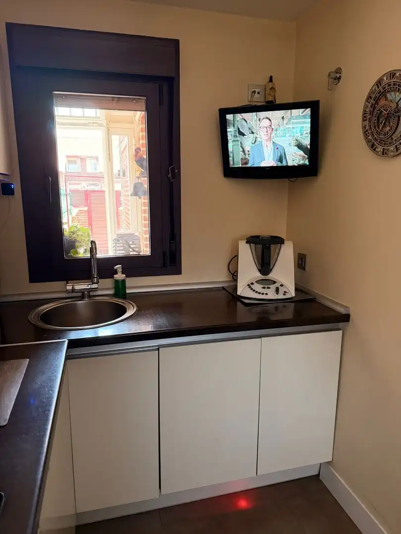 Casa o xalet en venda a Calle Isla Redonda, 66, Parque de la Coruña - Las Suertes Cuina de Casa o xalet en venda en Collado Villalba amb Aire condicionat, Calefacció i Jardí privat