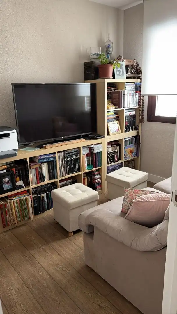 Casa o xalet en venda a Calle Isla Redonda, 66, Parque de la Coruña - Las Suertes Sala d'estar de Casa o xalet en venda en Collado Villalba amb Aire condicionat, Calefacció i Jardí privat
