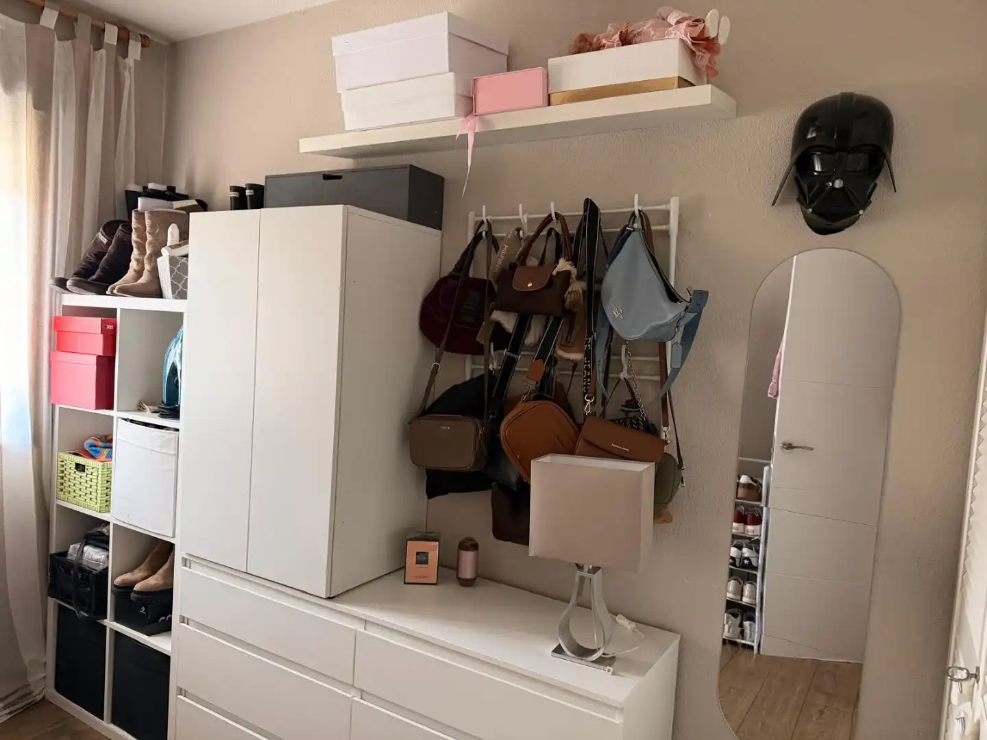 Casa o xalet en venda a Calle Isla Redonda, 66, Parque de la Coruña - Las Suertes Dormitori de Casa o xalet en venda en Collado Villalba amb Aire condicionat, Calefacció i Jardí privat