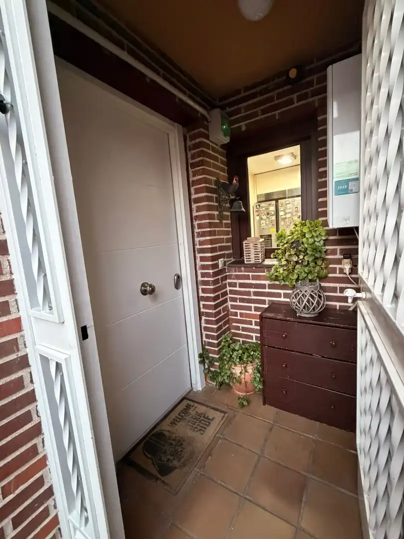 Casa o xalet en venda a Calle Isla Redonda, 66, Parque de la Coruña - Las Suertes Terrassa de Casa o xalet en venda en Collado Villalba amb Aire condicionat, Calefacció i Jardí privat