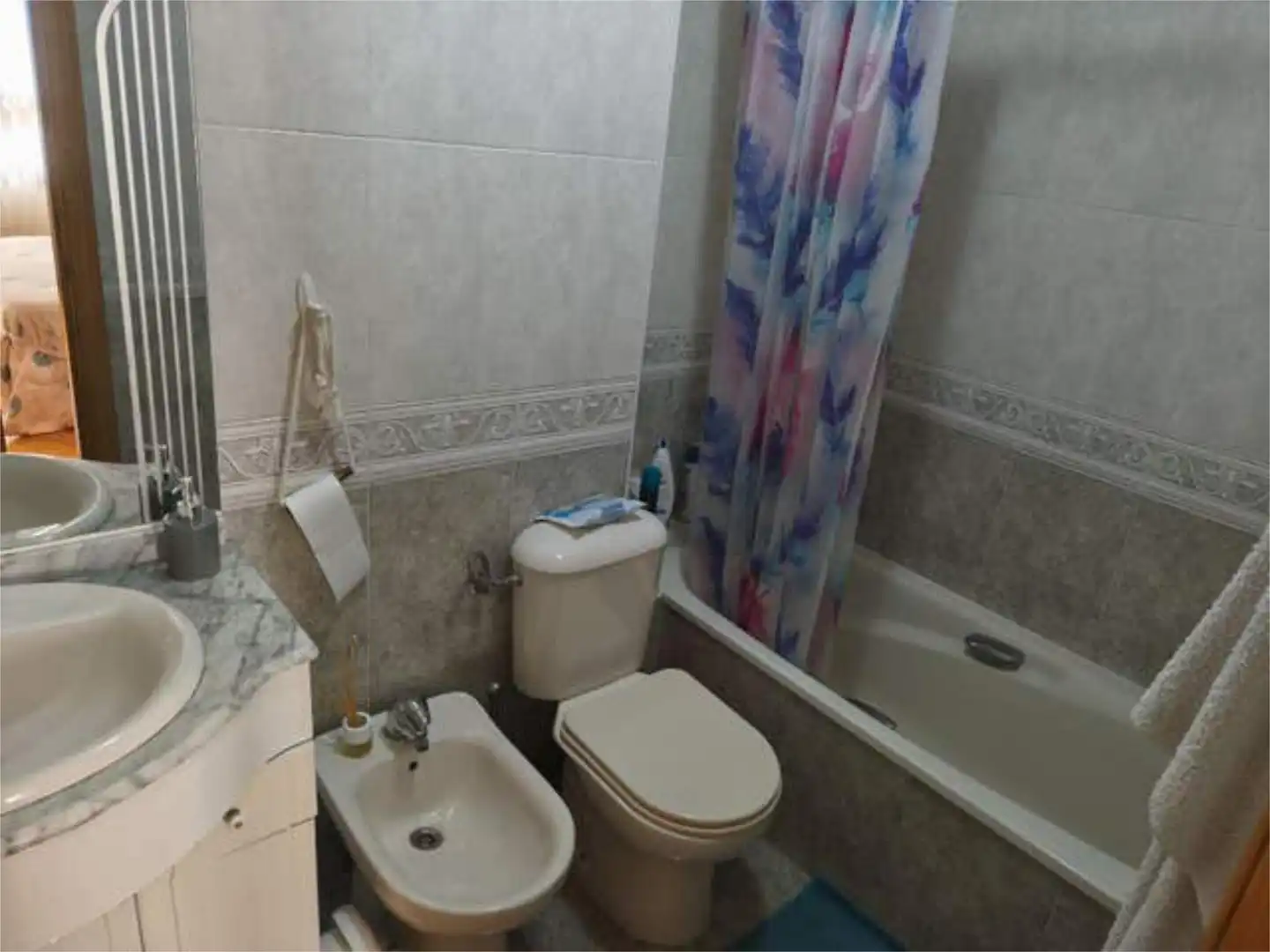 Wohnung zur Miete in Acea de Olga - Augas Férreas Badezimmer von Wohnung zur Miete in Lugo Capital