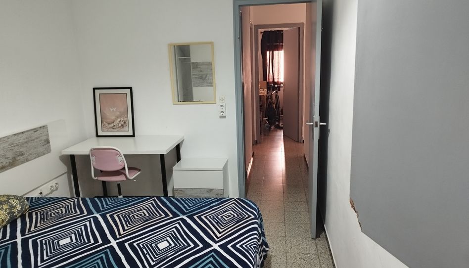 Room in Carrer Santander, 20, Sant Narcís, Girona Capital - image 1 Photo 1 of Room in Carrer Santander, 20, Sant Narcís, Girona Capital