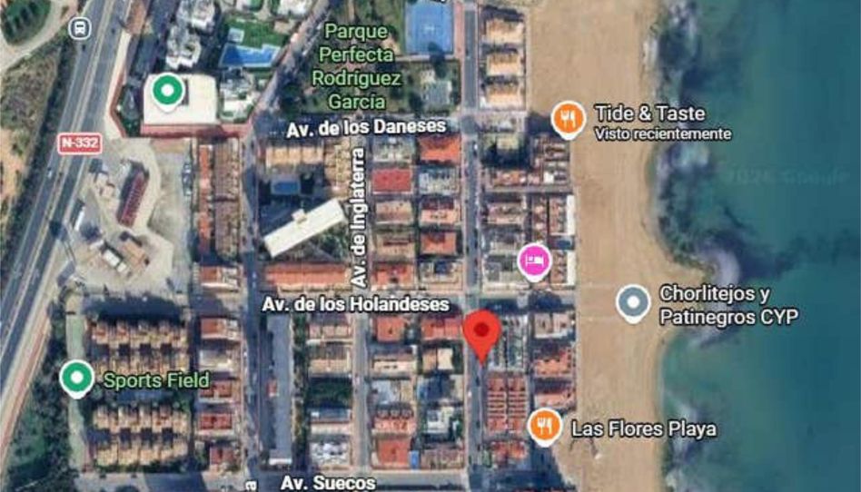 Garaje de alquiler en Los Europeos, Torrevieja - imagen 1 Foto 1 de Garaje de alquiler en Los Europeos, Torrevieja