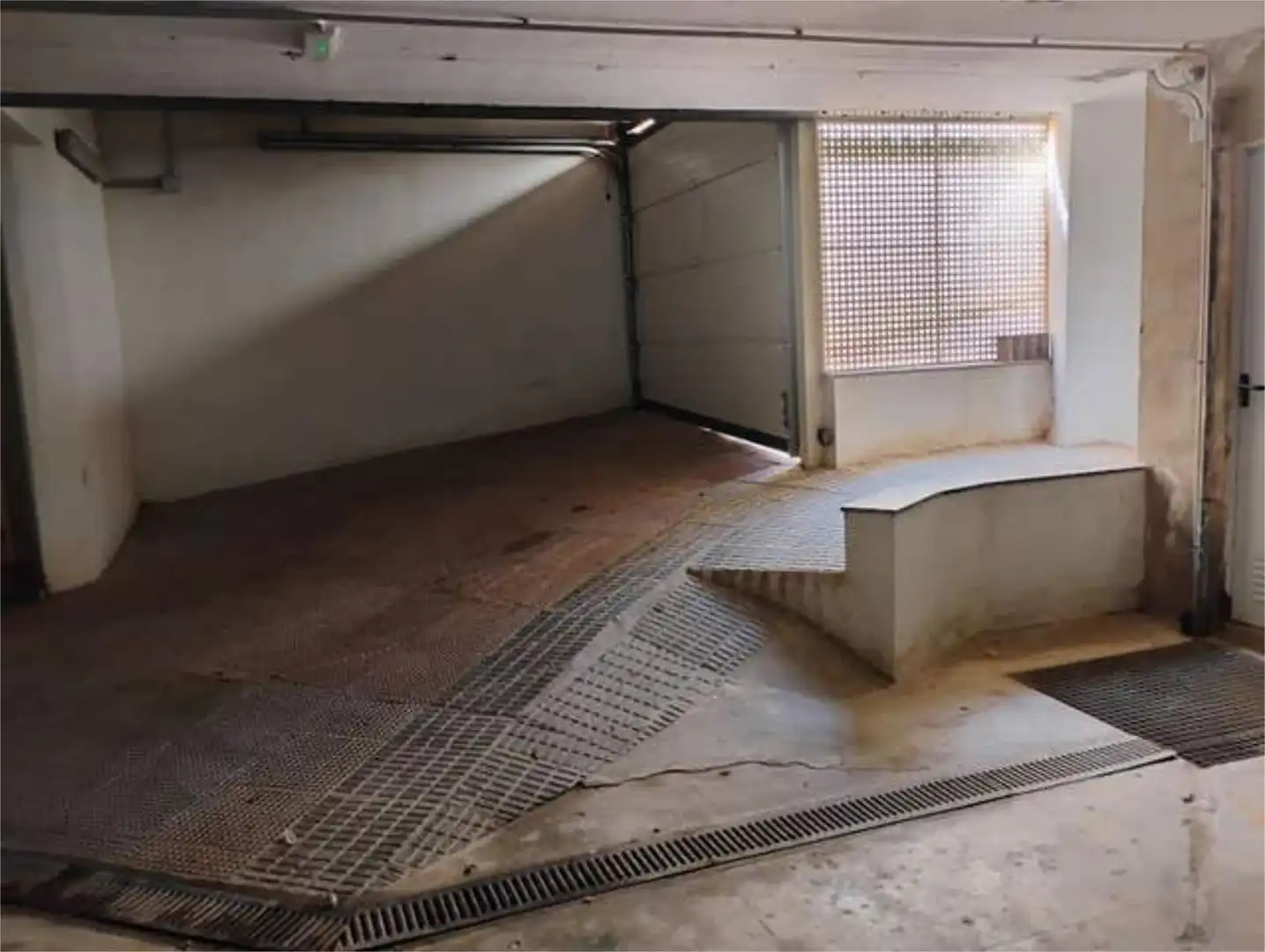Garaje de alquiler en Los Europeos Garaje de alquiler en Torrevieja