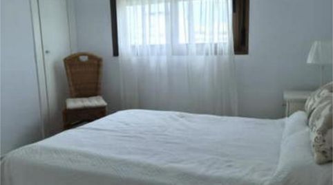 Foto 4 de Piso de alquiler en Playa Bajadilla - Puertos, Marbella
